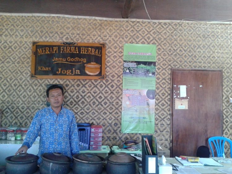 Mall Baru vs Tradisi Parcel Lebaran: Siapa yang Akan Menang di Cilacap?
